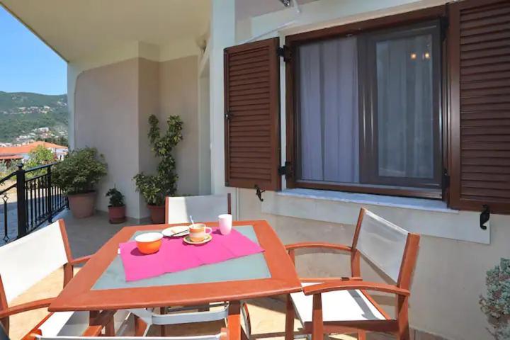 Skopelos Chara'S Lux Apartment エクステリア 写真